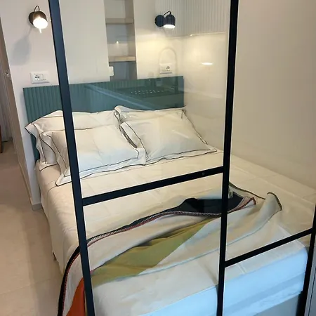 アパート Designer Frame *