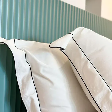 Designer Frame アパート スプリト