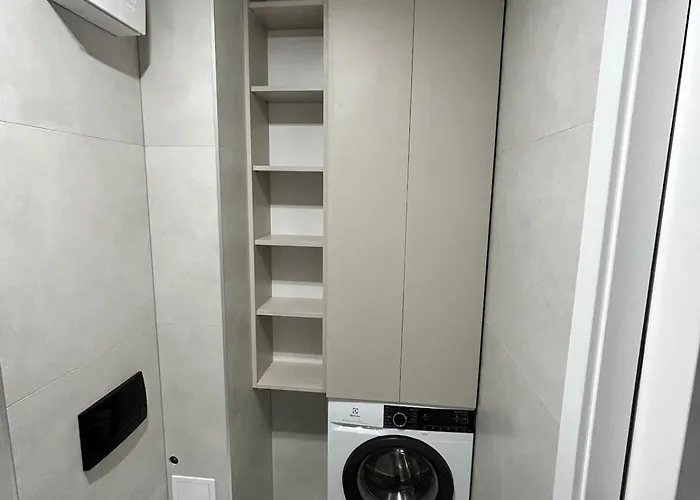 Designer Frame Split