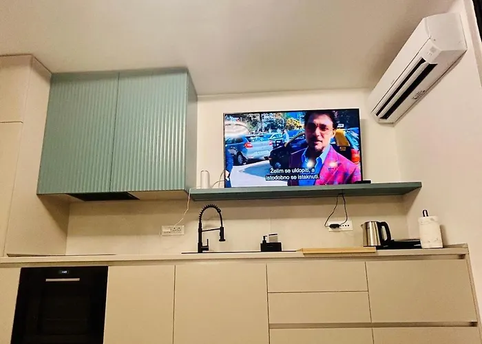 Designer Frame Lejlighed