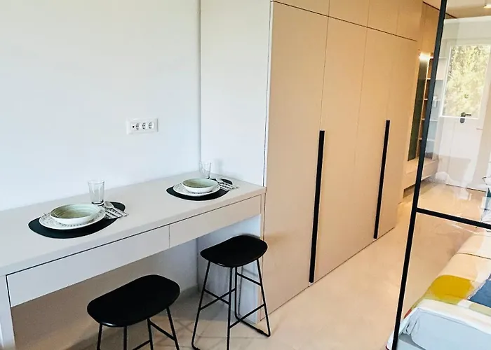 Designer Frame Split