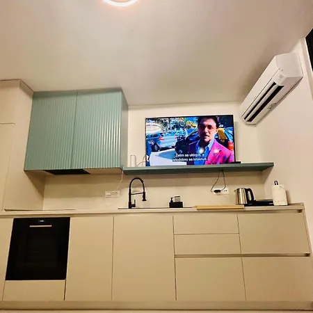 Designer Frame Апартаменты