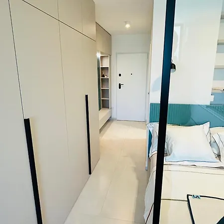 Designer Frame Апартаменты